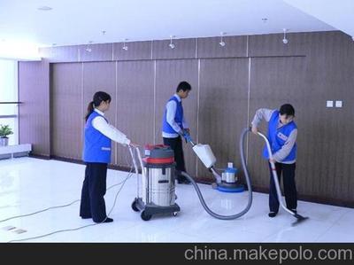 專業(yè)工廠保潔與清洗服務(wù) 打造高效、安全、潔凈的生產(chǎn)環(huán)境